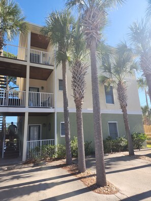 The condo building. We are the 3rd floor which we love being on top.