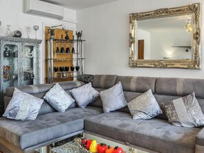 Living area | Apartment 2, Bridlington