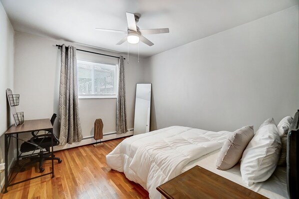 Bedroom #2 w/ office space 
