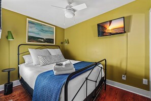 Queen Bedroom