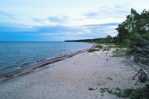 Private Beach Access | Lake Huron