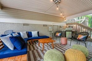 Welcome to our spacious carport lounging area