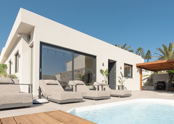 A BeachFront Sanctuary in Bali with Beach Access & stunning sea views.