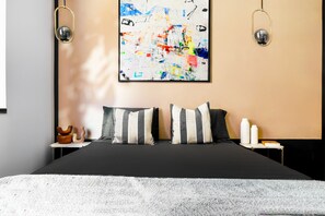 Work and Rest: Balance work and relaxation with a dedicated workspace and a luxurious memory foam bed.