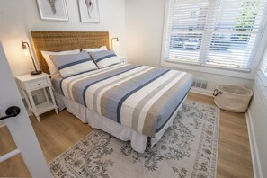 Bedroom 1 | Queen
