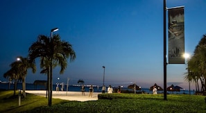 Strand