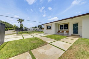 Property Exterior | Single-Story Home