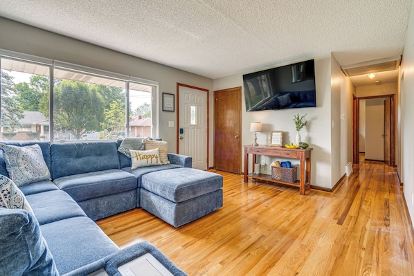 Columbus Vacation Rental | 3BR | 2BA | 1,700 Sq Ft | 2 Steps to Enter