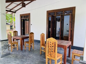 Outdoor dining
