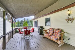 Private Deck | BBQ Grill | 2-Story Home