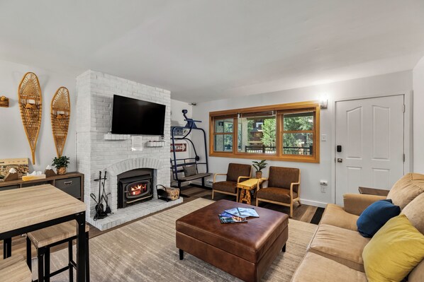 Cozy living room 