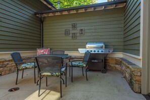 Courtyard in the middle of the home great for grilling and relaxing