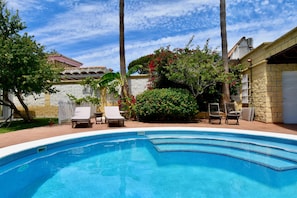 Magic Home - 4