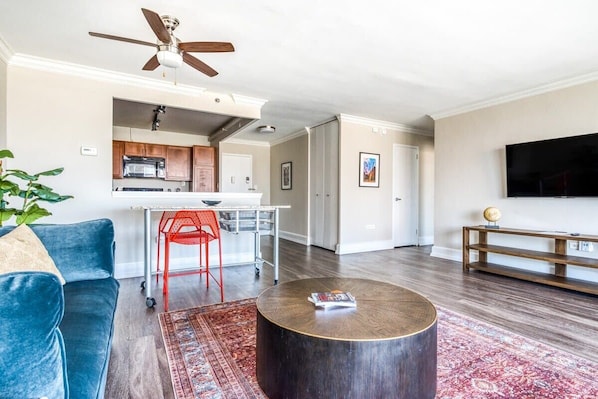 Stylish 2BR CozySuites w/ gym! 27