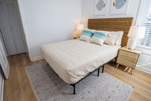 Bedroom 1 | Queen