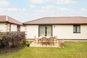 Hedgehope, Bamburgh - Host & Stay