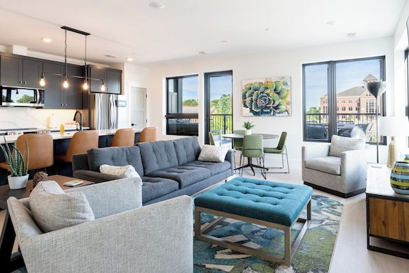 Welcome to The Lofts at 300 #1!