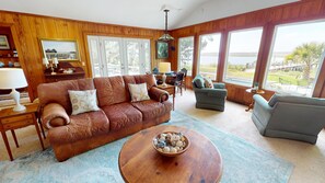 Marsh-Gayz-Living Room