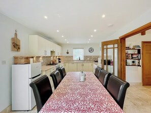 Kitchen/diner | Copper Cottage, Atworth, Near Melksham