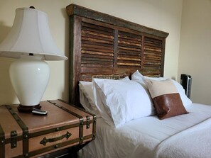 Downstairs Bedroom (1)