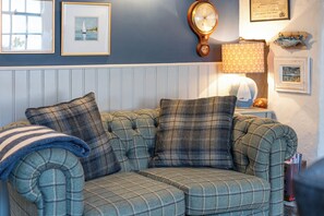 Doon Williams Rosemary Cottage Jan 2024 Sitting Room 5