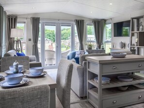 Open plan living space | Pond’s View, Sewerby
