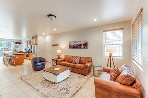 Living Room | Smart TV