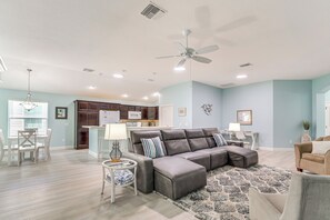 Living Room | Single-Story Home | Open Floor Plan | Central A/C & Heating