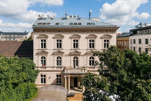 szujskiego-budynek-web-004