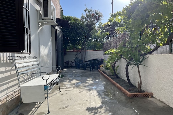 Terrace/patio