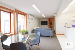 Open plan living room, kitchen and dining