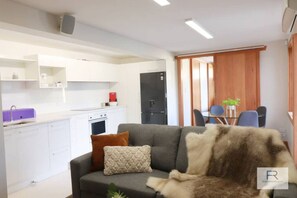 Open plan living room, kitchen and dining