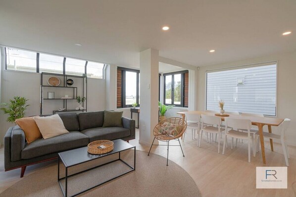 Lounge and Dining area