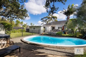 Pool and SPA pool