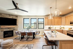 Spacious single-level condo
