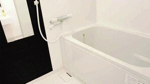 <Bathroom example> You can stretch your legs and relax♪