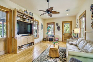 Living Room | Record Player | Smart TV | 1st Floor