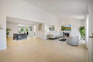 Open concept living and dining area. Lots of light, close to Dana Point Harbor!