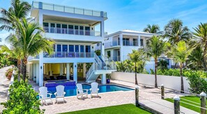 Ocean Front Home with Pool and Putting Green (21 of 25)