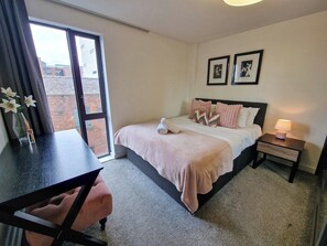 Our building is very quiet so with a good night's sleep you'll be able to enjoy your time in Manchester