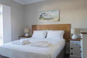 1 st Double bedroom