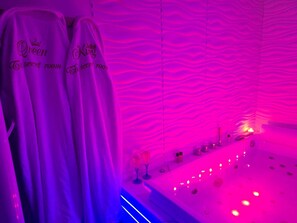 BAIGNOIRE BALNEOTHERAPIE