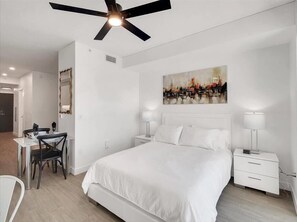 Downtown Phoenix Phoenix Studio Bedroom