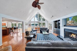 Lake views from every room!