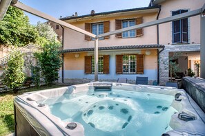 Bubbelpool utomhus