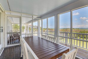Deck | Outdoor Dining Area | Marsh View | 2nd Level