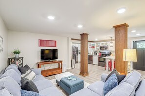 Living Room | Smart TV | Single-Story Unit