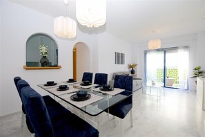 Lounge area from the dining area for six guests