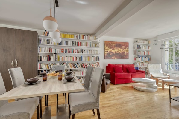 Living Room - Dining Area