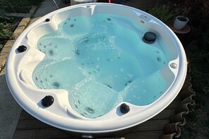 Holiday Home Swimming Pool